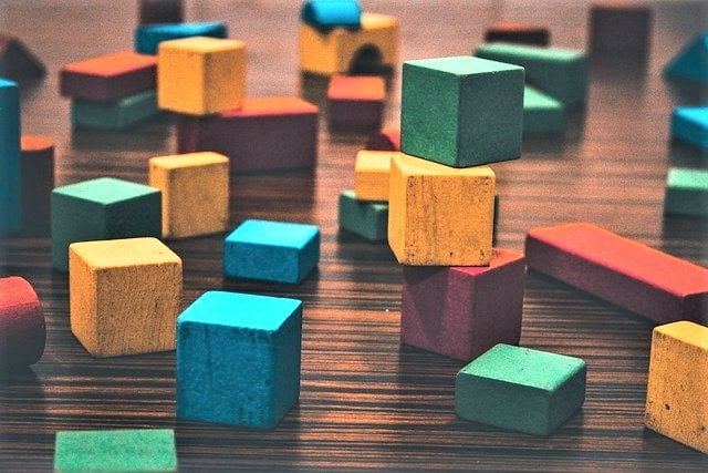 Cubes Montessori de couleurs