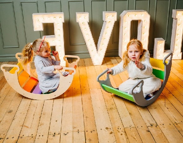 Planche d'équilibre Montessori en bois - Boutique Ma Tour d'éveil