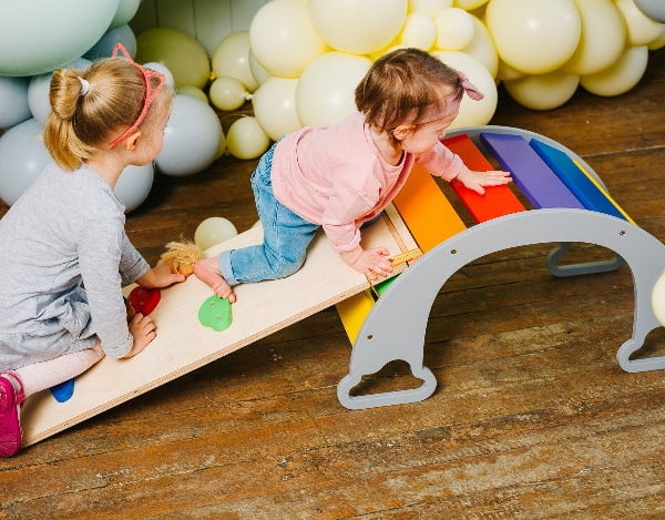 Planche d'équilibre Montessori en bois - Boutique Ma Tour d'éveil